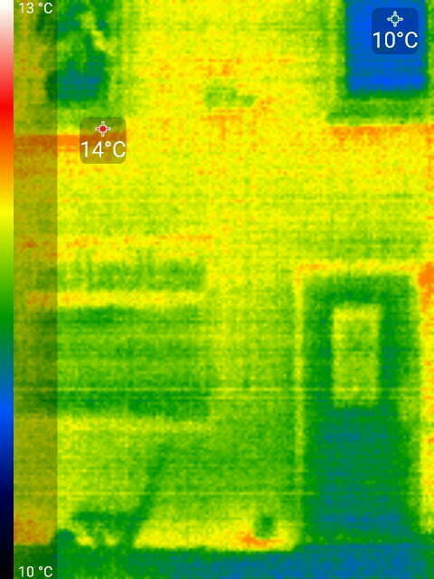 Thermal image of back door.