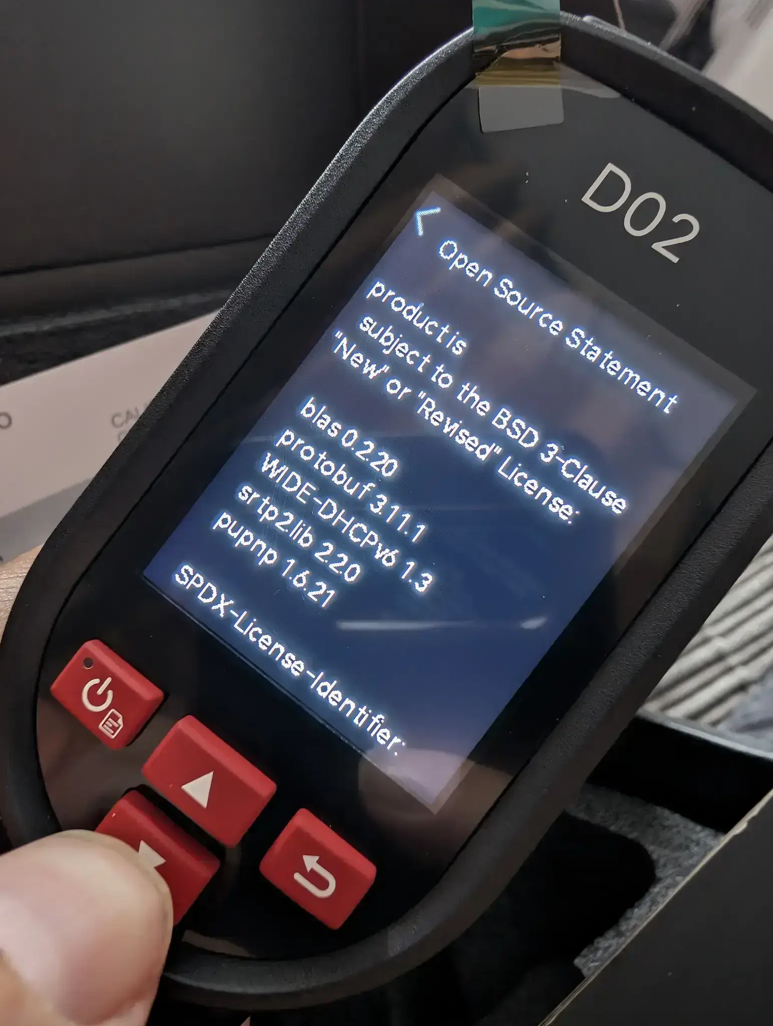 Open source statements shown on the camera screen.